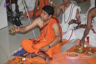 01-Morning-Temple-Visit-and-Puja_Photo_1027_IMG_5066_CMP_WM