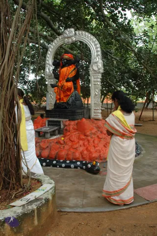 October 05 2010