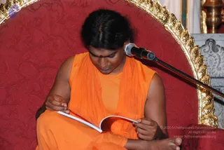 2010-WELCOMING-SWAMIJI-AND-BHAKTHI-SPURANA-CONVENTION
