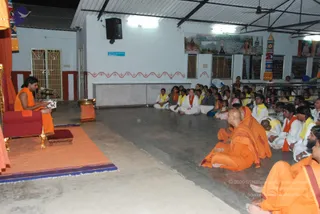 2010-WELCOMING-SWAMIJI-AND-BHAKTHI-SPURANA-CONVENTION