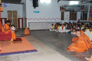 2010-WELCOMING-SWAMIJI-AND-BHAKTHI-SPURANA-CONVENTION