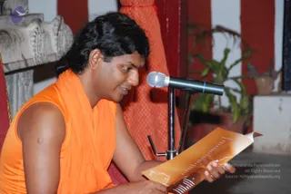 2010-WELCOMING-SWAMIJI-AND-BHAKTHI-SPURANA-CONVENTION