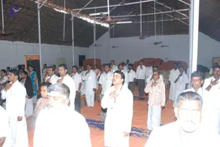 2010-WELCOMING-SWAMIJI-AND-BHAKTHI-SPURANA-CONVENTION