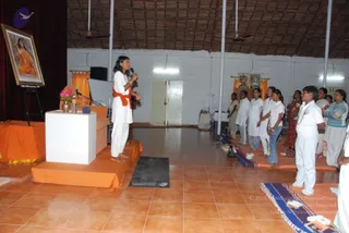 2010-WELCOMING-SWAMIJI-AND-BHAKTHI-SPURANA-CONVENTION