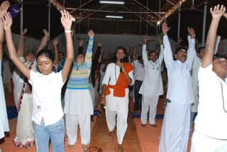 2010-WELCOMING-SWAMIJI-AND-BHAKTHI-SPURANA-CONVENTION