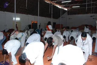 2010-WELCOMING-SWAMIJI-AND-BHAKTHI-SPURANA-CONVENTION