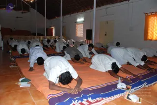 2010-WELCOMING-SWAMIJI-AND-BHAKTHI-SPURANA-CONVENTION