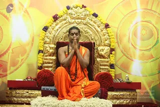2011-08aug-19-nithyananda-photo-ia-day-1-08a-energy-darshan_CMP_WM