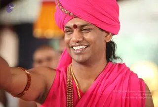 25-nithyananda-morning-pratyaksha-pada-puja_CMP_WM