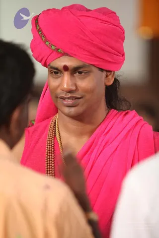 27-nithyananda-morning-pratyaksha-pada-puja_CMP_WM