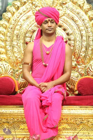 2-Pada-Puja_Photo_1000_IMG_8200_CMP_WM