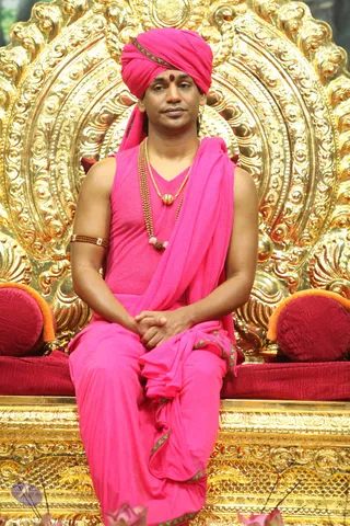 2-Pada-Puja_Photo_1002_IMG_8202_CMP_WM