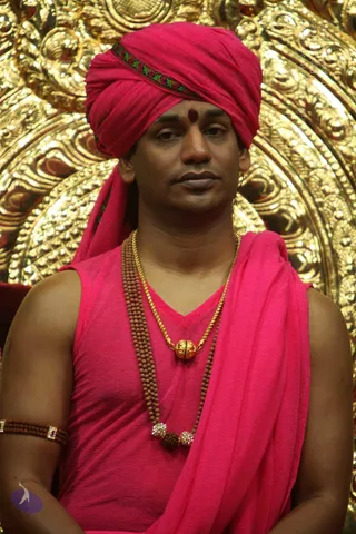 2-Pada-Puja_Photo_1007_IMG_8208_CMP_WM