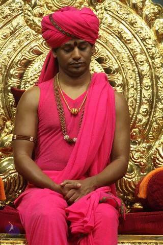 2-Pada-Puja_Photo_1011_IMG_8217_CMP_WM