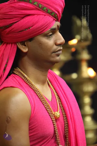 2-Pada-Puja_Photo_1021_IMG_8239_CMP_WM