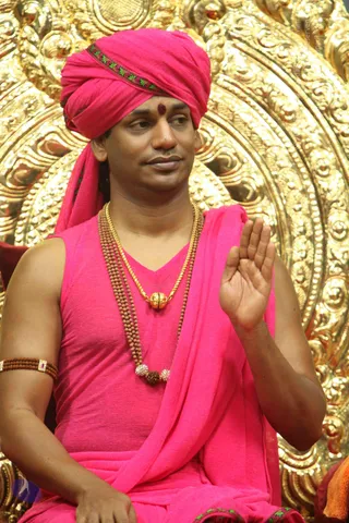 2-Pada-Puja_Photo_1034_IMG_8273_CMP_WM