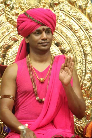 2-Pada-Puja_Photo_1036_IMG_8276_CMP_WM