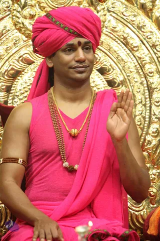 2-Pada-Puja_Photo_1046_IMG_8287_CMP_WM