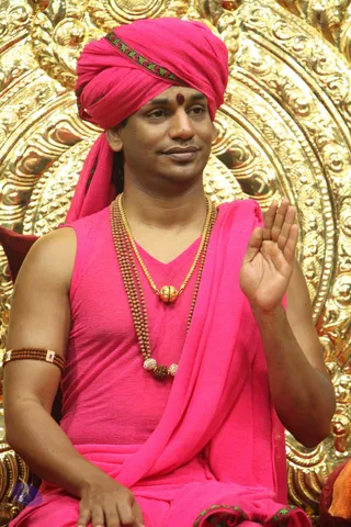 2-Pada-Puja_Photo_1047_IMG_8288_CMP_WM