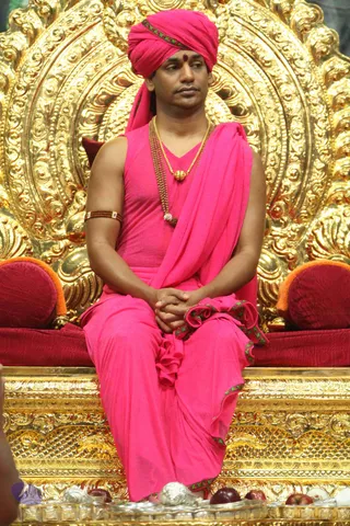 2-Pada-Puja_Photo_1056_IMG_8300_CMP_WM