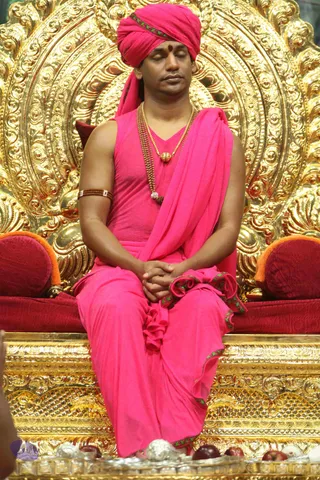 2-Pada-Puja_Photo_1058_IMG_8302_CMP_WM