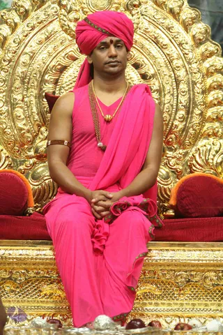 2-Pada-Puja_Photo_1060_IMG_8304_CMP_WM