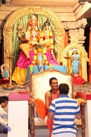 01-SarvaDarshan_Photo_1024_IMG_9982_CMP_WM