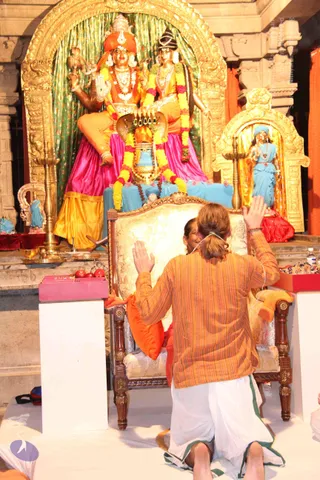 01-SarvaDarshan_Photo_1029_IMG_9987_CMP_WM