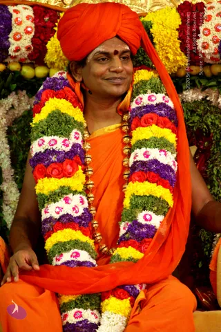 5-Nithya-Satsang_Photo_1002_IMG_3364_CMP_WM
