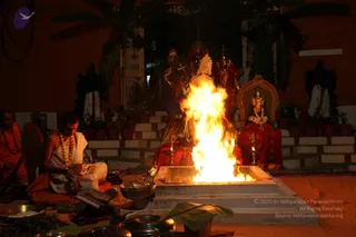 6-Chandi-Homa_Photo_1009_IMG_5984_CMP_WM