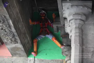 2-Swamiji_s Temple Visit_Photo_1001_IMG_3935_CMP_WM