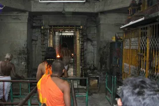 2-Swamiji_s Temple Visit_Photo_1010_IMG_9420_CMP_WM