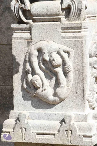 2-Swamiji_s Temple Visit_Photo_1031_IMG_9465_CMP_WM