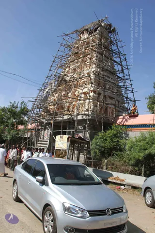 2-Swamiji_s Temple Visit_Photo_1060_IMG_9544_CMP_WM