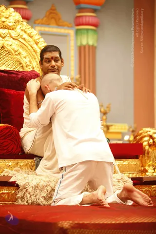 4-IA Evening Darshan_Photo_1021__MG_4039_CMP_WM