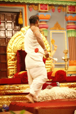 4-IA Evening Darshan_Photo_1108__MG_4296_CMP_WM