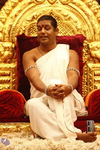 4-IA Evening Darshan_Photo_1112__MG_4301_CMP_WM