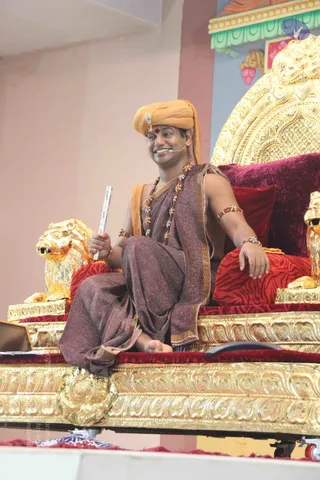 NITHYA-SATSANG_Photo_1004_IMG_9808_CMP_WM