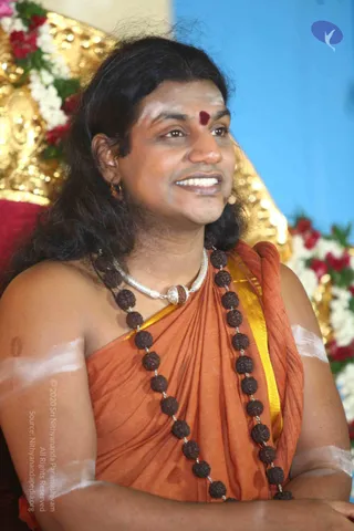 03-Morning-Satsang_Photo_1002_IMG_0529_CMP_WM