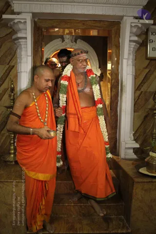 04-Thondaimandalam-Aadheenam-visits-Madurai-Adheenam_Photo_1009_IMG_1415_CMP_WM