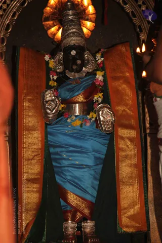 01-Kanchanoor-Temple-Visit_Photo_1006_IMG_2028_CMP_WM