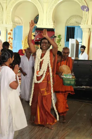 03-Morning-Satsang_Photo_1014_IMG_1359_CMP_WM