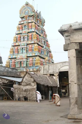 01-Kanchanoor-Temple-Visit-By-Swamiji_Photo_1004_IMG_2110_CMP_WM