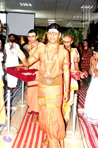 1-Morning-Satsang_Photo_1009_IMG_0359_CMP_WM