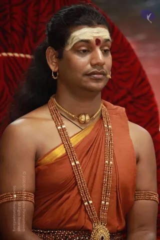 1-Morning-Satsang_Photo_1006_IMG_4582_CMP_WM