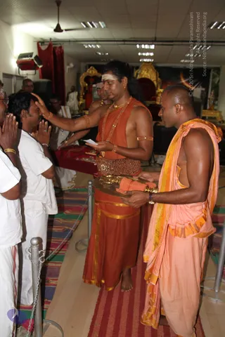 1-Morning-Satsang_Photo_1021_IMG_5541_CMP_WM