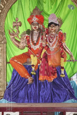 1-Temple-Visit-PadaPuja_Photo_1006_IMG_0670_CMP_WM