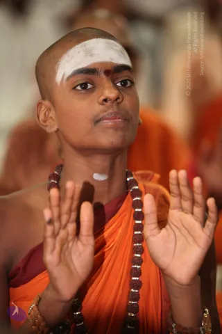 2-Pada-Puja_Photo_1027_IMG_1419_CMP_WM