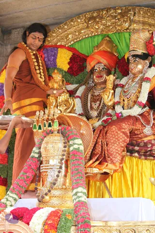 3-Dhwajarohanam_Photo_1022_IMG_5056_CMP_WM