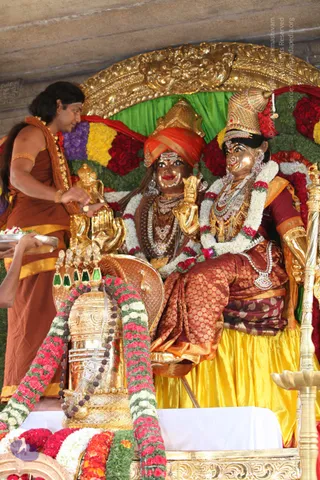 3-Dhwajarohanam_Photo_1024_IMG_5057_CMP_WM